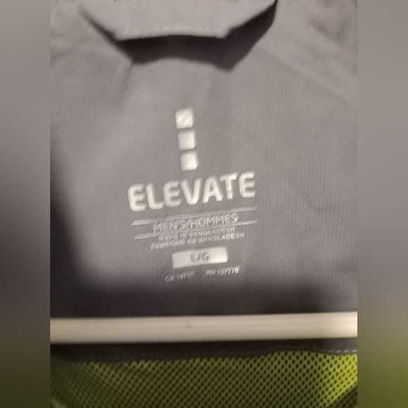 Men's Large size ELEVATE Athletic Vest - Picture 5 of 7